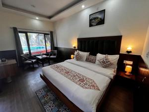 Karuna Hotel