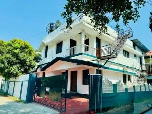 Rahima Villa - Edappalli