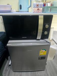 209 Beautiful and Cozy apartment near skytrain & WiFi