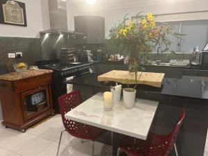 Koombana Escape 5 bedroom house