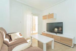 069 Susymar Apartments