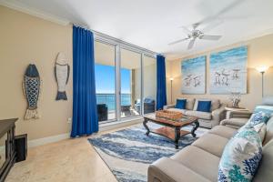 Indigo West Unit 1102W