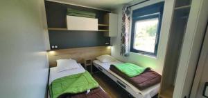 Campings Camping 3 etoiles - Piscine - ccbadc0 : photos des chambres