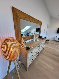 Gorgeous 2 bedrooms brand new sea view