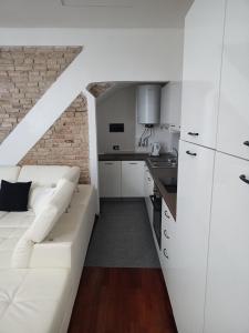 APPARTAMENTO LAKE GARDA ibiscus di Francia