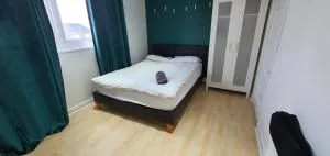 Large Room in Leicester - Glenfield