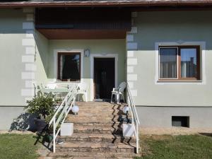 Apartment Schlickendorf 110 m für 4 Personen komplett ausgestattet