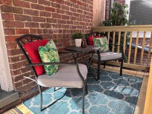 G3 central location museums FREE PARKING