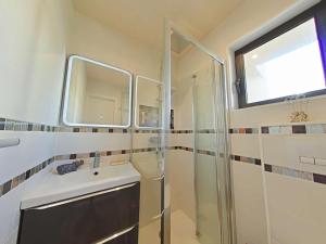 Appart 2 pièces 4 couchages PORT LEUCATE NATURISME PL010-1123