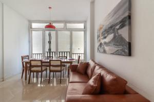 Aconchego em Copacabana - Para 8 pessoas - SF704 Z3