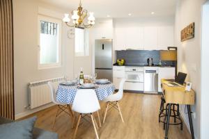 Welcome A Casa de Pedra