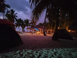 The Tribe San Blas - Ailingandí