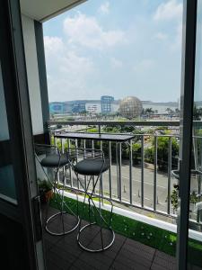 Shell Residences with MOA View near NAIA - Aizas Place
