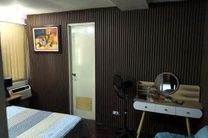 Somerset Condominium Tower 1