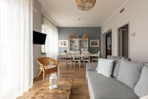 Lido Camaiore Roomy Apartment for 7!