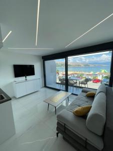 Villa San Sebastian-direct sea view