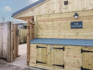 The Parlour - Sutton on the Hill