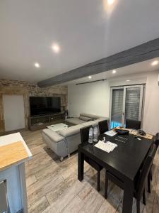 Villas Provencal house, swiming pool barbecue, sun and petanque : photos des chambres