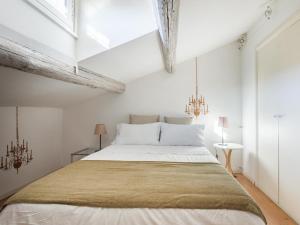 Central Rome Terrace Apartment