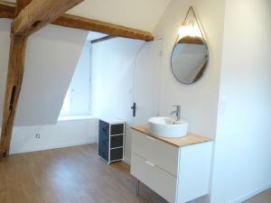 Maisons de vacances Le Passage du Roi, maison de ville, jardin et garage au coeur d-Amboise : photos des chambres