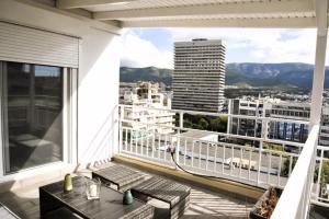 Athens Tiny rooftop by Super Host Hub