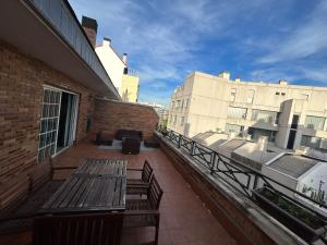 Spacious and bright penthouse with Terrace