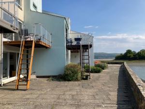 48A South Snowdon Wharf