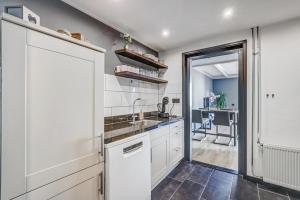 Huize wees Nobel In het centrum Van Oud Beijerland dicht bij Rotterdam