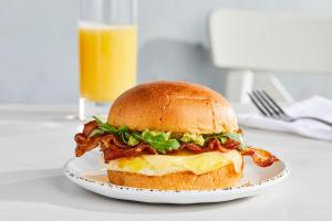 Courtyard Baltimore DowntownMcHenry Row