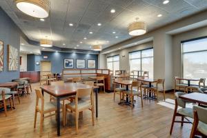 Drury Plaza Hotel Mt Vernon