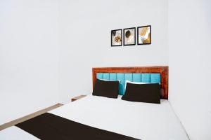 Hotel O The Golden Star