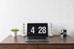 Stunning NYC Views! Free Gym! Doorman! Terrace!