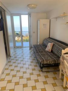 Agenzia Aprea, Belvedere Rosso e Giallo