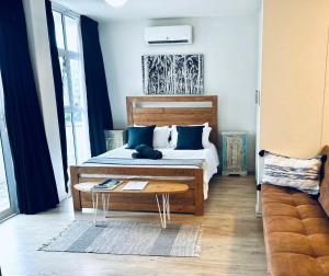 Ocean Waves Umdloti 2 Adults & 1 Child