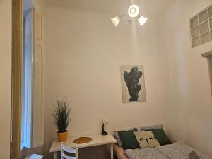 Lovely Riverside Rooms