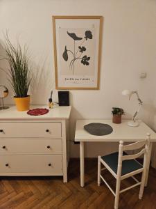 Lovely Riverside Rooms