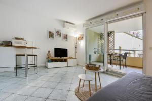 Appartements Magnifique studio au calme, Climatisation, Parking, Wifi. : photos des chambres