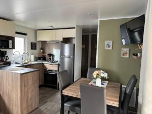 Maisons de vacances Location Mobil-Home Le Piriac-Home V2 : photos des chambres