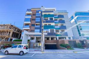 Apartamento em home clube! 0209