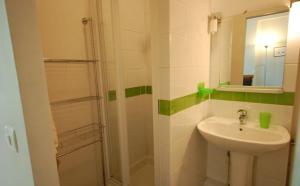 Studio face Unesco et Invalides