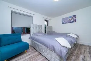 Watford Central Queens Apartment - Aldenham