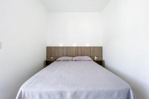 Amplo apto com vista para o mar na praia! 0214