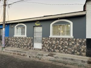 Casita Leao - Juayua, Sonsonate