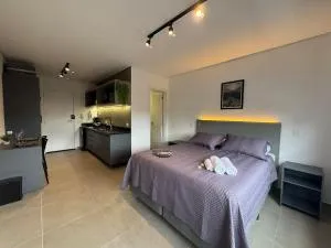 Modern Space, Wi-Fi, Ar Condicionado, 2 km from Jd Botanico - Atuba