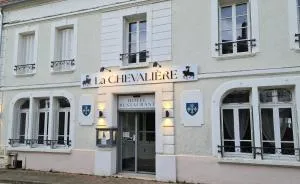 Hotel Restaurant La CHEVALIERE - Vergigny