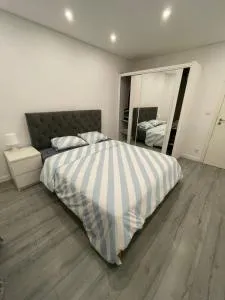 Modern Apartment Near to the Beach in Costa De Caparica - Chibata