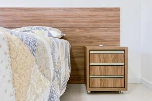 Apto Luxuoso com 3 Suítes - 0312