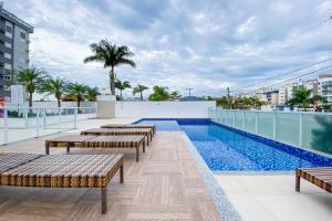 Apto 3 Dormitórios, 1 suíte e ampla sacada - 0314