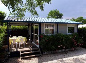 Campings Mobilhome Chalet Mas de Barry - Ruoms : photos des chambres