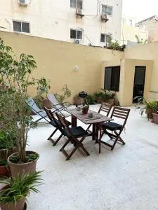 Sliema Sea Side Large Apartment - Sliema